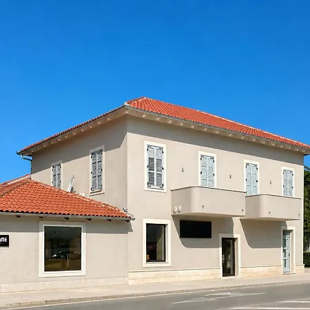 Stunning In With House Sea View Διαμέρισμα *