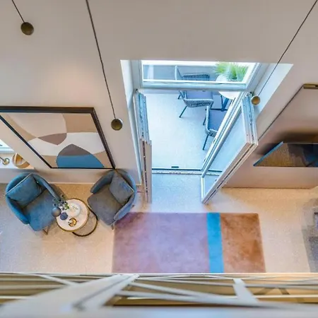 Stunning In With House Sea View Διαμέρισμα